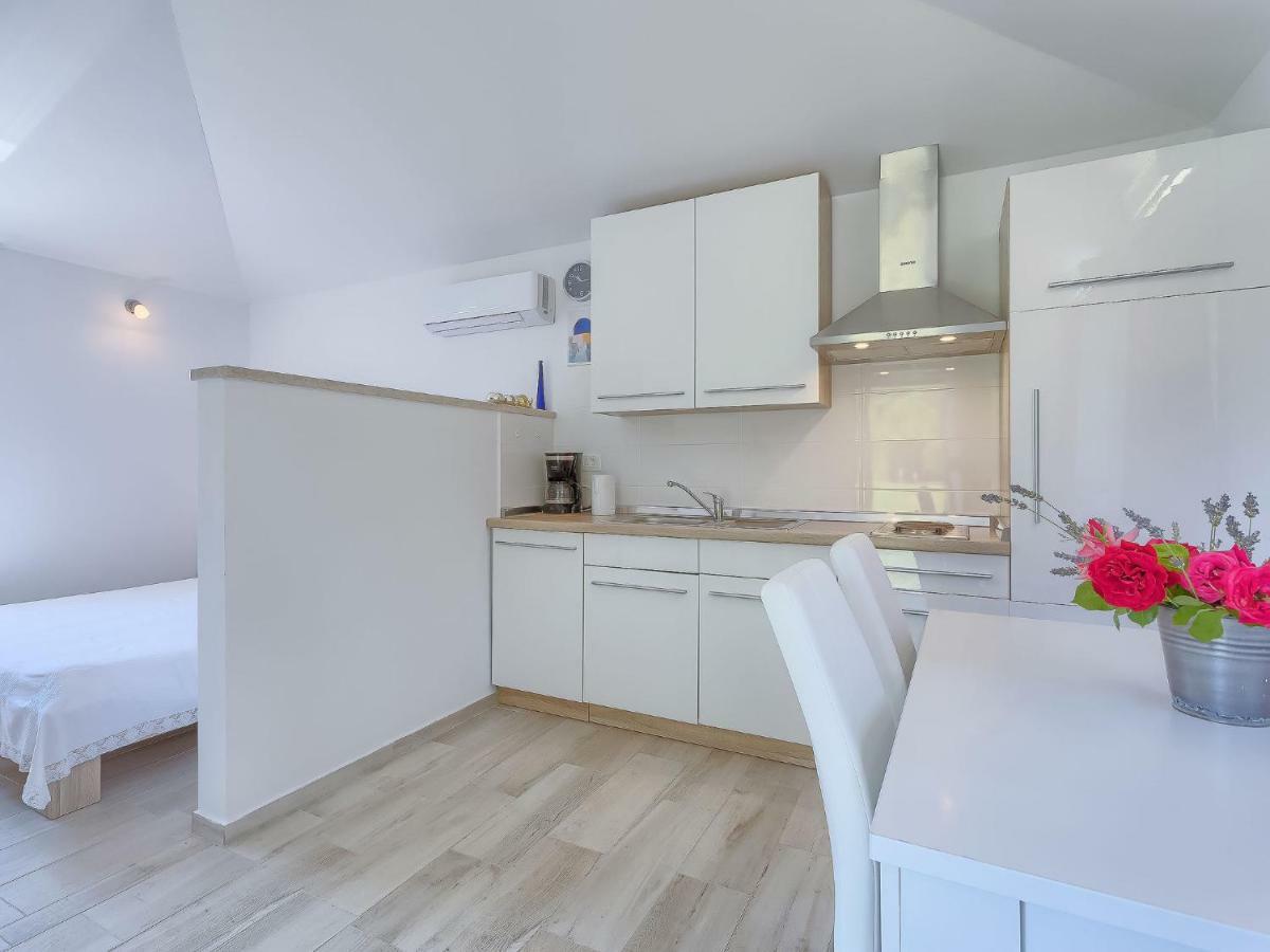 Holiday Home Lucija By Interhome Vinez Екстер'єр фото